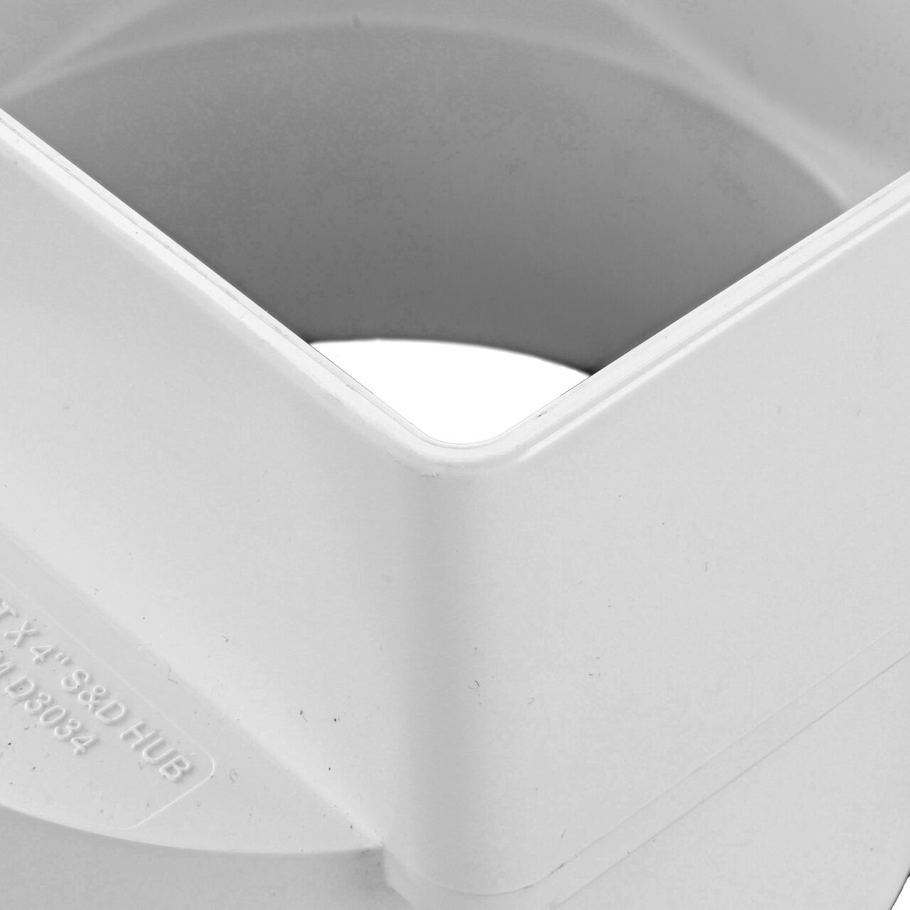 Closeup of the offset 3X4 in. downspout connection end on the NDS 3X4 in. Downspout X 4 in. S&D Hub Downspout Adapter (NDS 9P13)