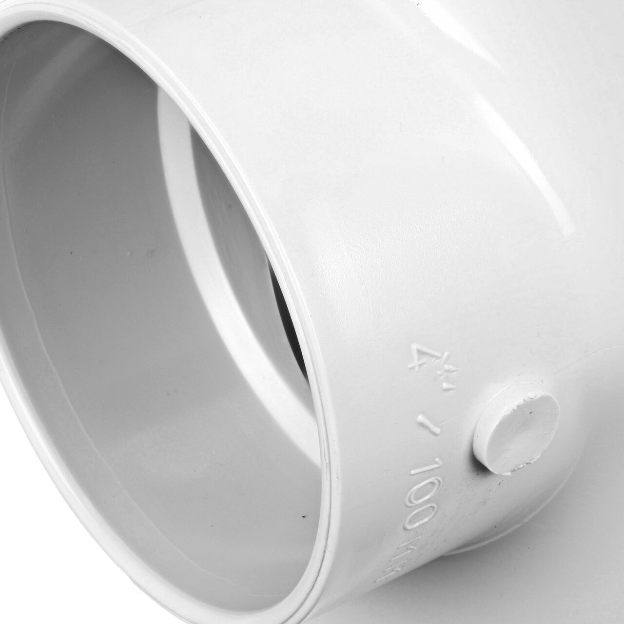 Closeup of the outer part of the hub of the PVC tee for Sewer and Drain pipes; 8 in. Hub X Hub X 4 in. Hub connection (NDS 84P01)