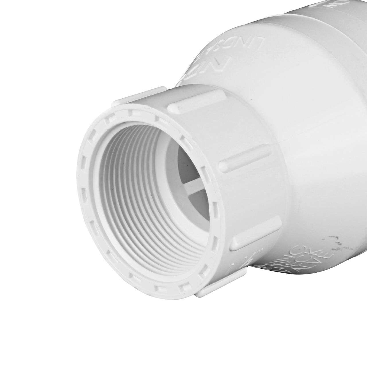 Closeup of the threaded end of the NDS 1-1/2 in. IPS Female Threaded PVC Foot Valve (NDS 1001-15FV)