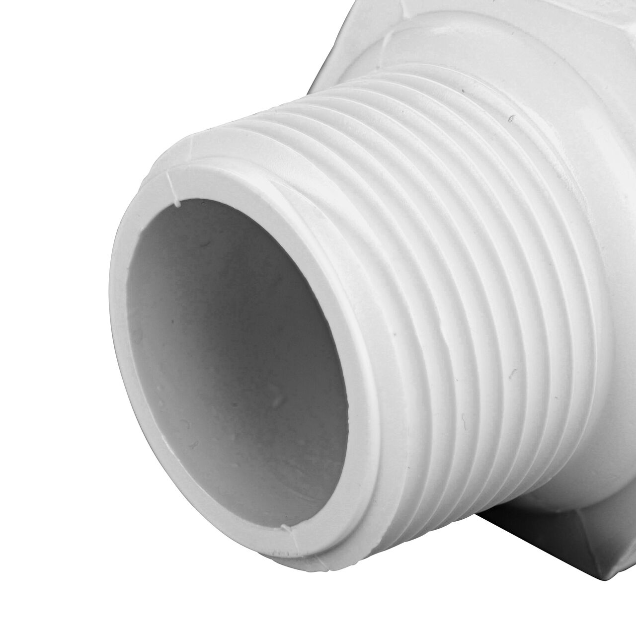 Closeup of the Threaded MPT connection end on the NDS 3/4 in. x 1 in. Flo Lock Gripper Adapter (NDS 730-71)