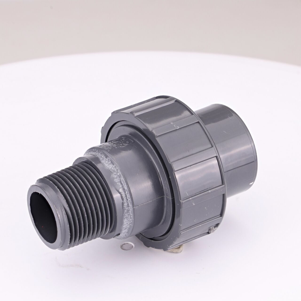 Use the NDS 1 in. PVC Union with female threaded and male threaded connection ends for Schedule 80 pipes to make a leak-resistant connection between pipes without any glue necessary (NDS U-1000-TM)