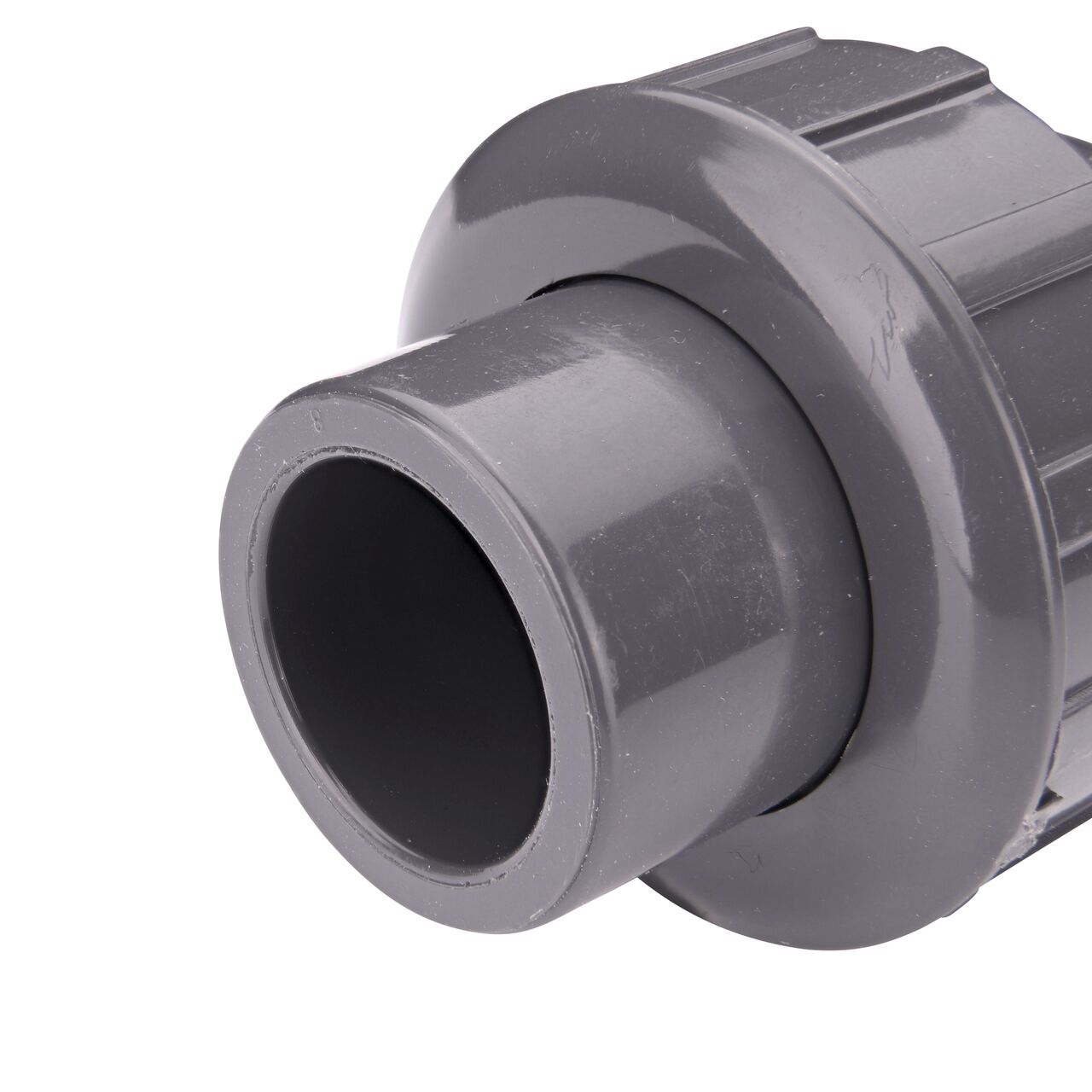 Closeup view of the other slip end on the NDS 1/2 in. PVC Union (NDS U-0500-S) used to connect pipes and provide a quick way to separate pipes when needed