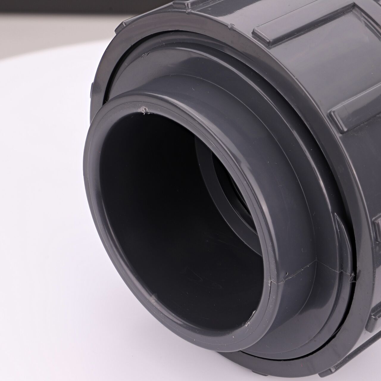 Closeup view of one slip end on the NDS 2-1/2 in. PVC Union (NDS U-2500-S) which provides a corrosion-free connection between pipes and prevents costly property damage