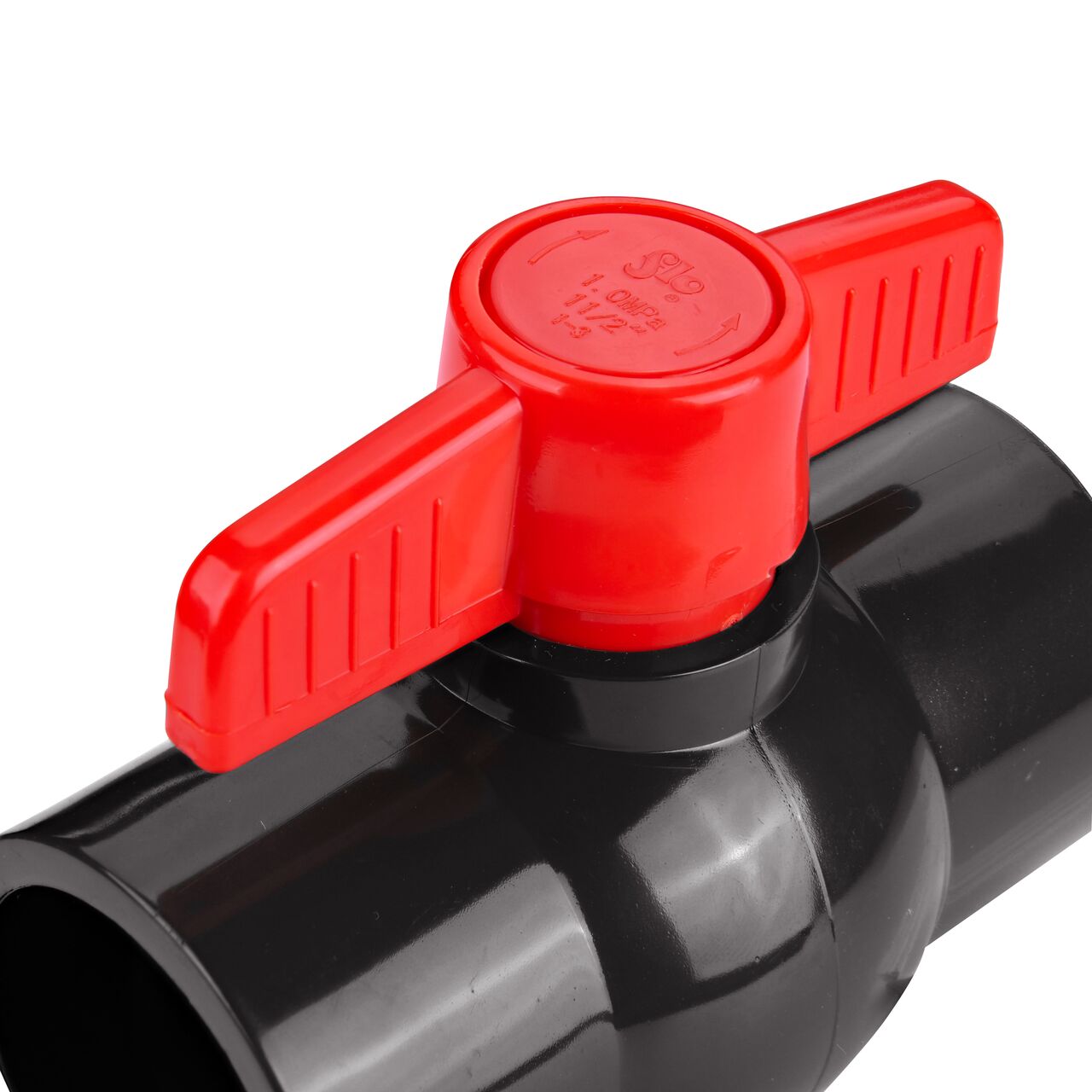Closeup of the NDS IPS Ball Valve showing the handle that rotates two ways to control water flow (NDS E1610-15)