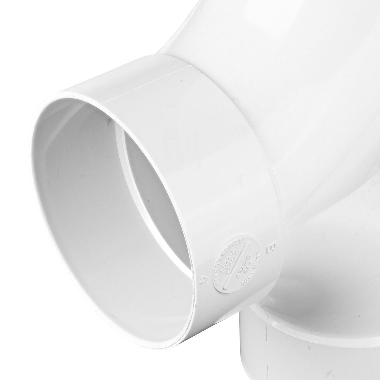 Closeup of the tee opening of the  4 in. PVC Double Cleanout which has three S&D Hub connection points (NDS 417P)