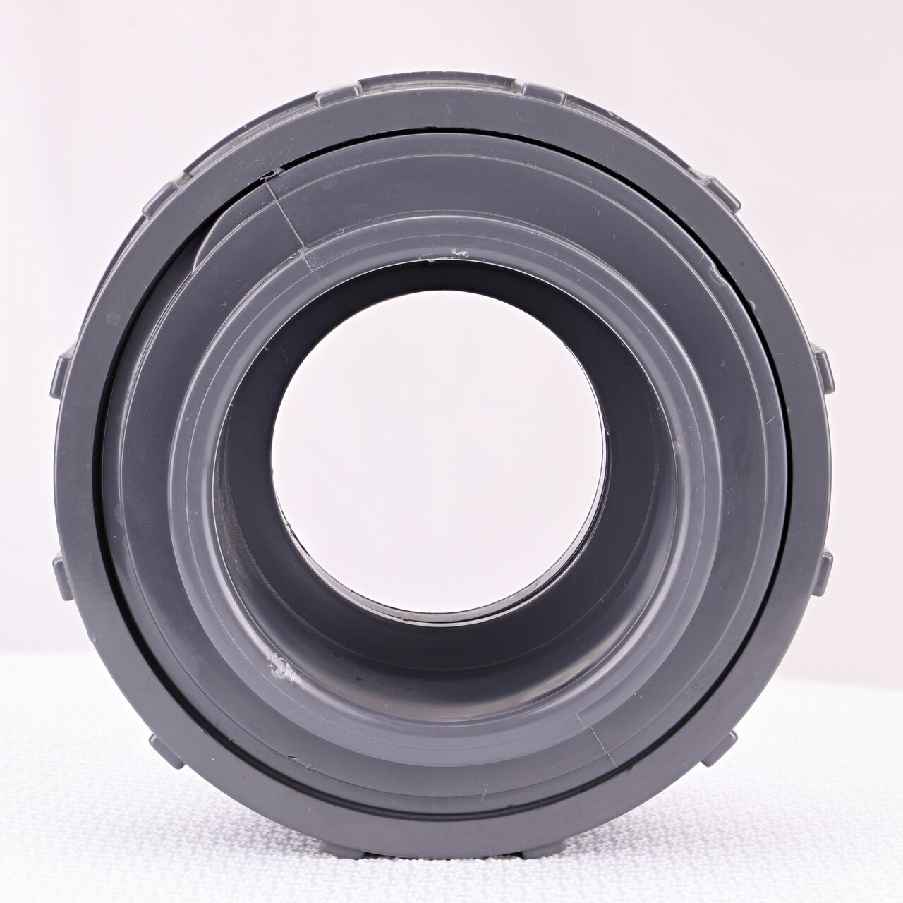 The inside of the NDS 2-1/2 in. PVC Union which allows water to flow through while preventing leaks and made of durable PVC plastic (NDS U-2500-S)