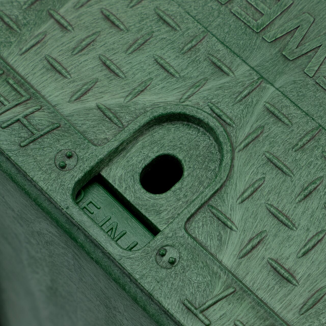 Closeup view of the inside reinforced edges on the NDS 14 in. x 19 in. Rectangular Pro-Spec® Series Valve Box and Cover (NDS 314BC)