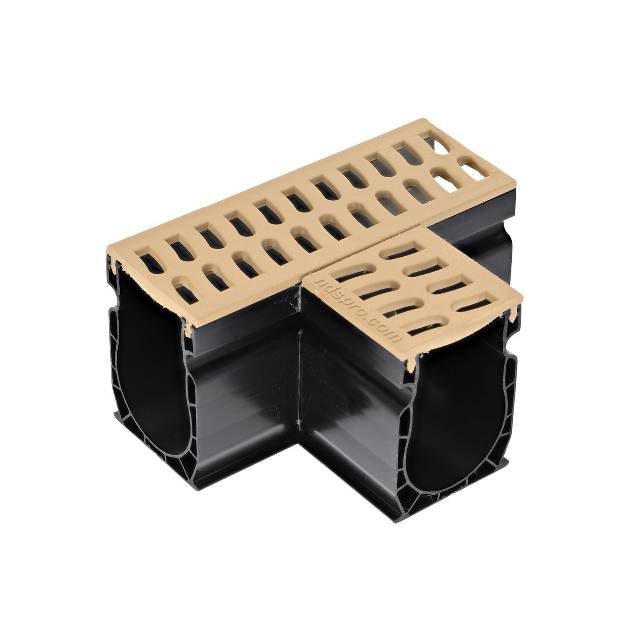 Hero shot of the Sand Slim Channel™ Drain Tee and Grate (NDS 9372)