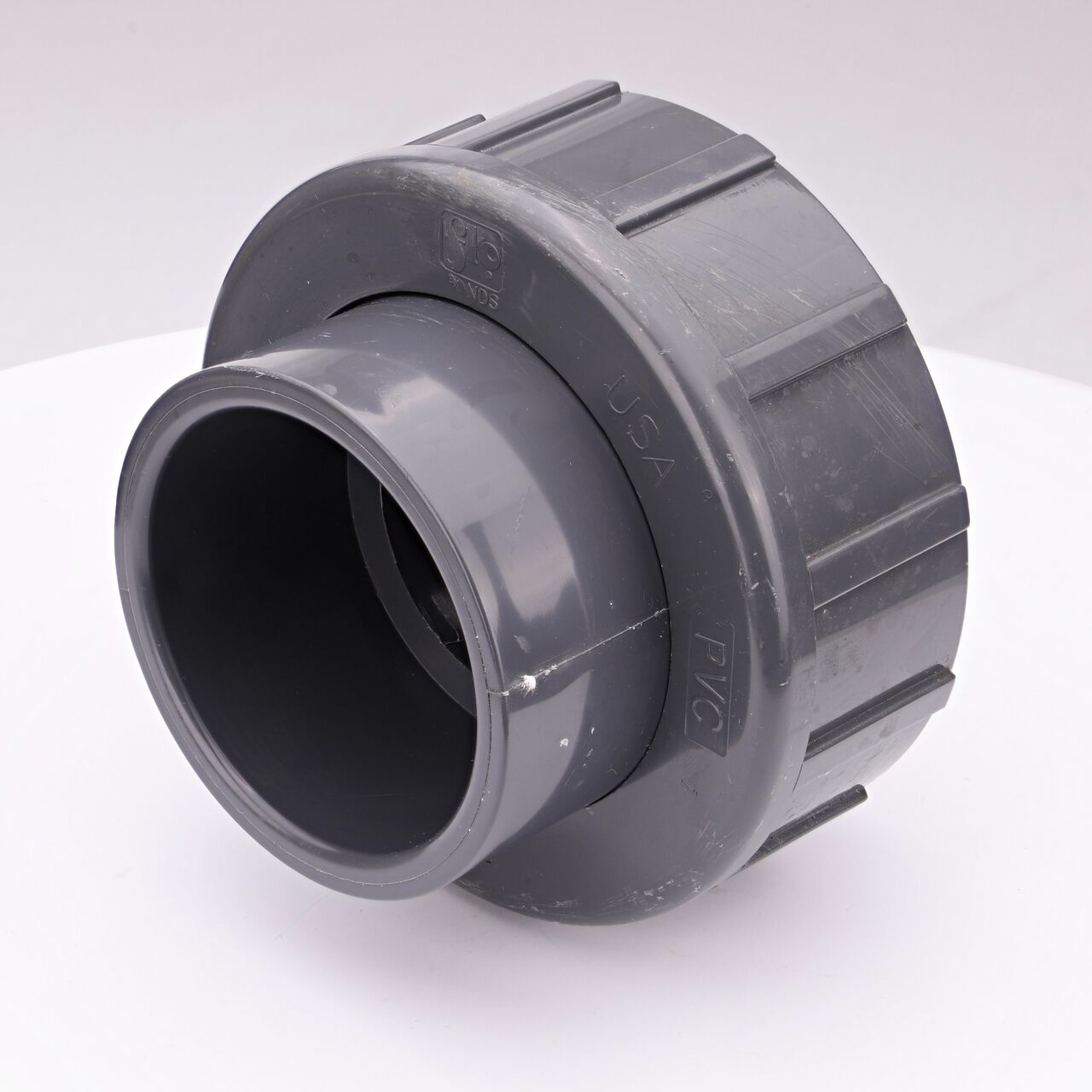 The NDS 2-1/2 in. PVC Union connects two 2-1/2 in. schedule 80 pipes to create a leak-resistant connection without the need for traditional glued sealant (NDS U-2500-S)