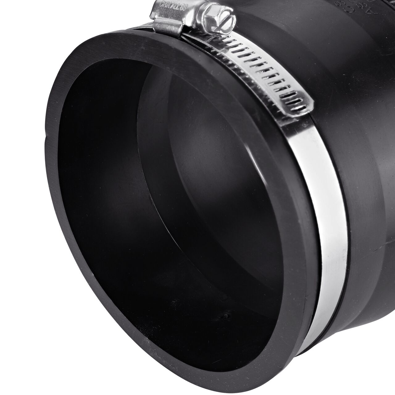Closeup view of the small end on the NDS 4 in. flex coupling connects asbestos cement fibre/ductile iron pipe to cast iron/plastic pipe (NDS 51-44)
