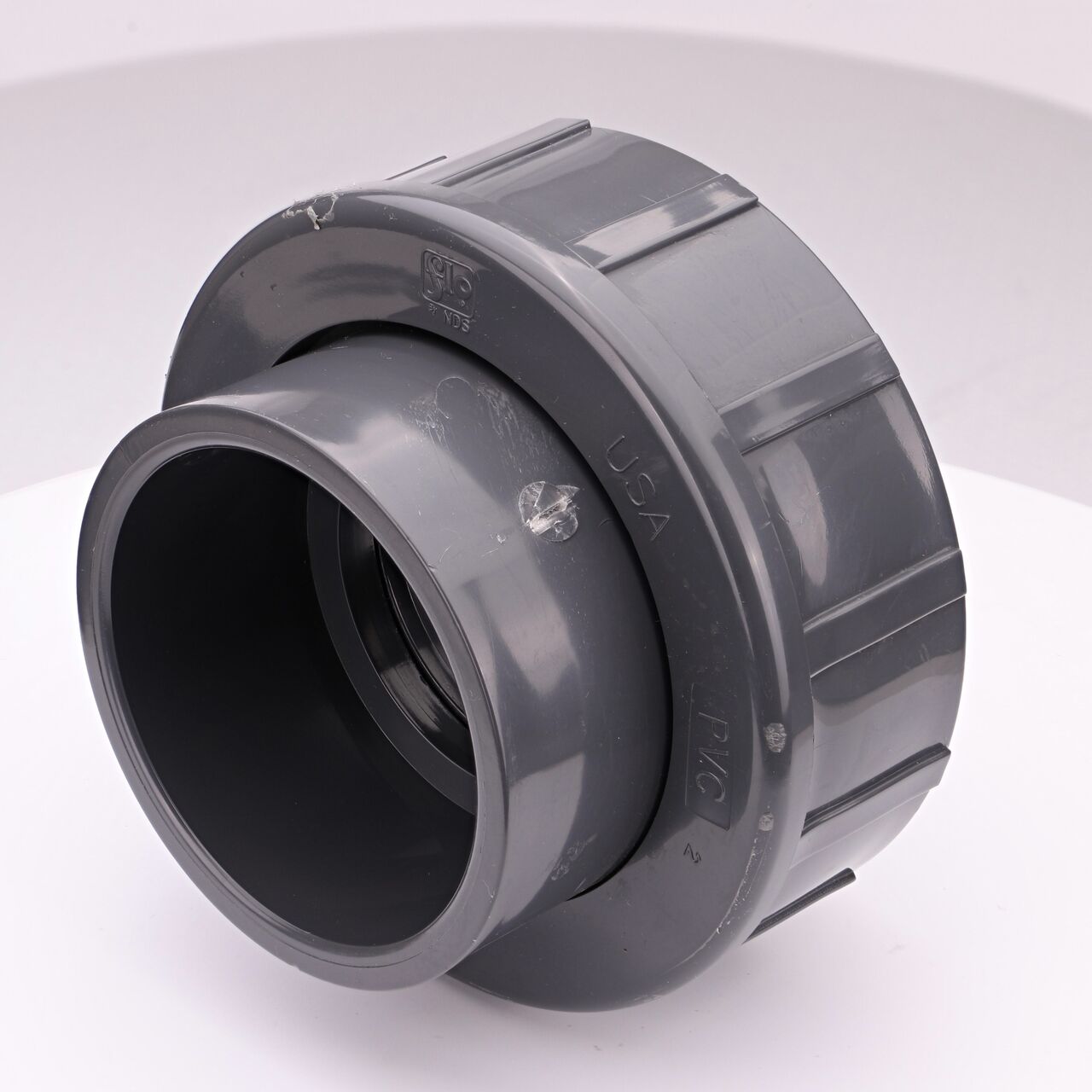 The NDS 3 in. PVC Union is an easy-fit coupling has two slip ends that slide onto 3 in. Sch. 80 pipe ends for pool and spa, irrigation, and plumbing installations (NDS U-3000-S)