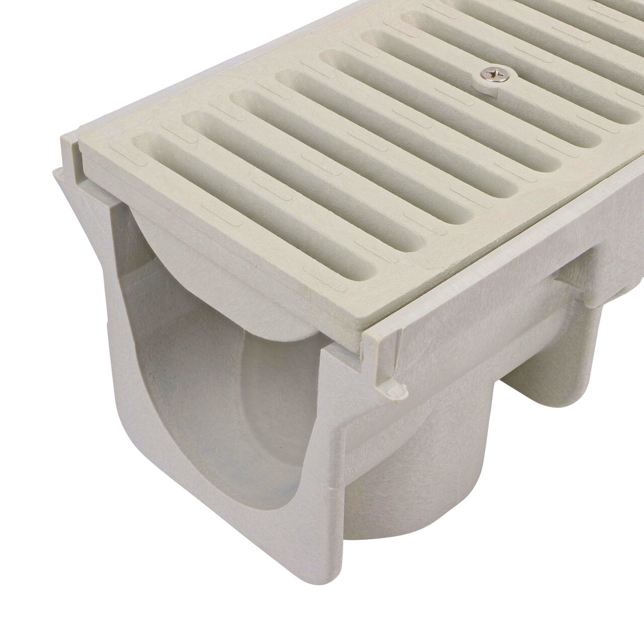 Closeup tongue (male) side of the NDS 4.34 in. Deep Dura Slope Neutral Channel Drain (NDS DS-103N) with the Standard Duraslope Light Gray Grate installed (NDS 661LG)