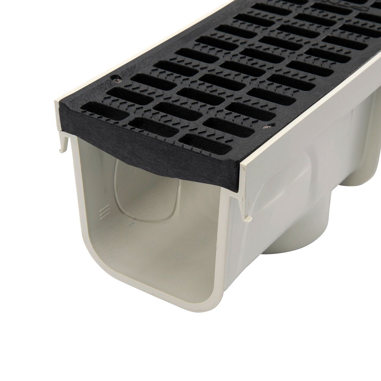 The NDS 5 in. Pro Series Channel has a grate seat for the 5 in. Pro Series Black Channel Drain Grate (NDS 800, NDS 816)
