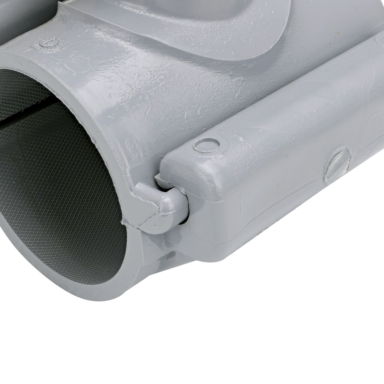 Closeup view of the hinge on the 2 in. NDS Flo-Tap™ Rigid PVC saddle with 3/4 in. socket or 1 in. spigot in the closed position  (NDS 3120)