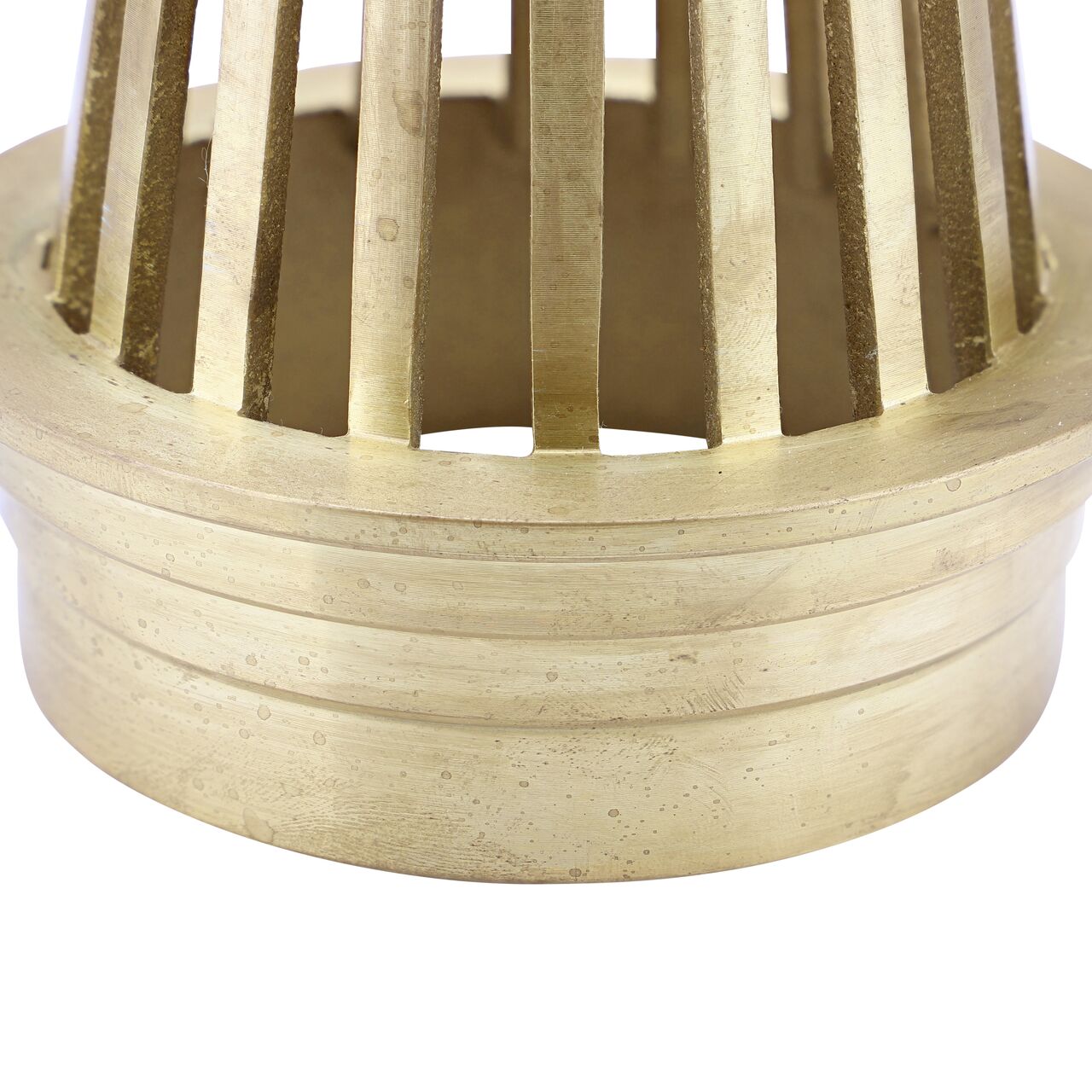 Closeup of the bottom of the NDS Brass 4 in. Atrum Grate (NDS 78B)