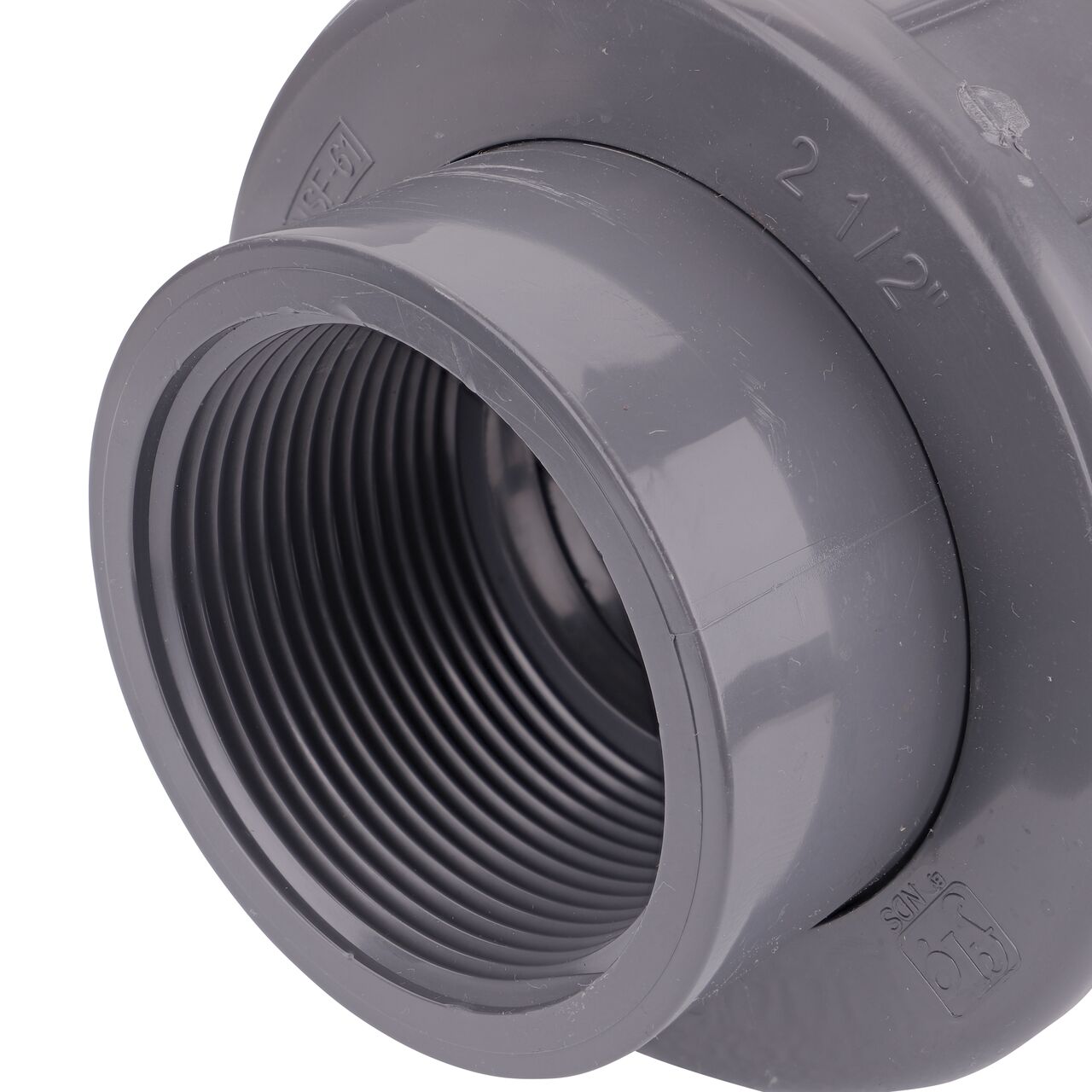 Closeup view of the other threaded end on the NDS 2-1/2 in. PVC Union (NDS U-2500-T) used to connect pipes and provide a quick way to separate pipes when needed