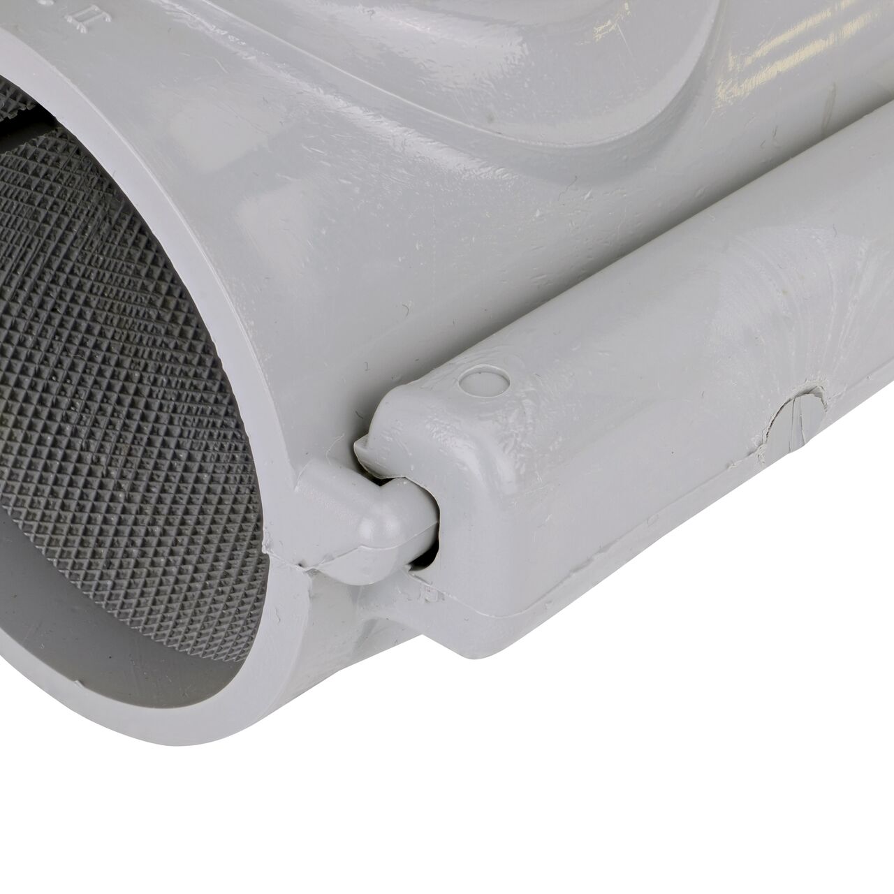 Closeup view of the hinge on the 2-1/2 in. NDS Flo-Tap™ Rigid PVC saddle with 1-1/2 in. socket or 2 in. spigot in the closed position  (NDS 3225)