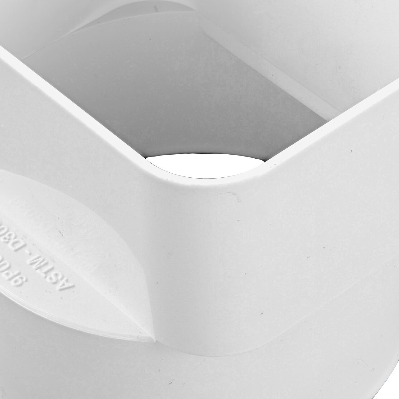 Closeup of the 3X4 in. downspout connection end on the NDS 3X4 in. Downspout X 4 in. S&D Hub Downspout Adapter (NDS 9P06, NDS 906G*)