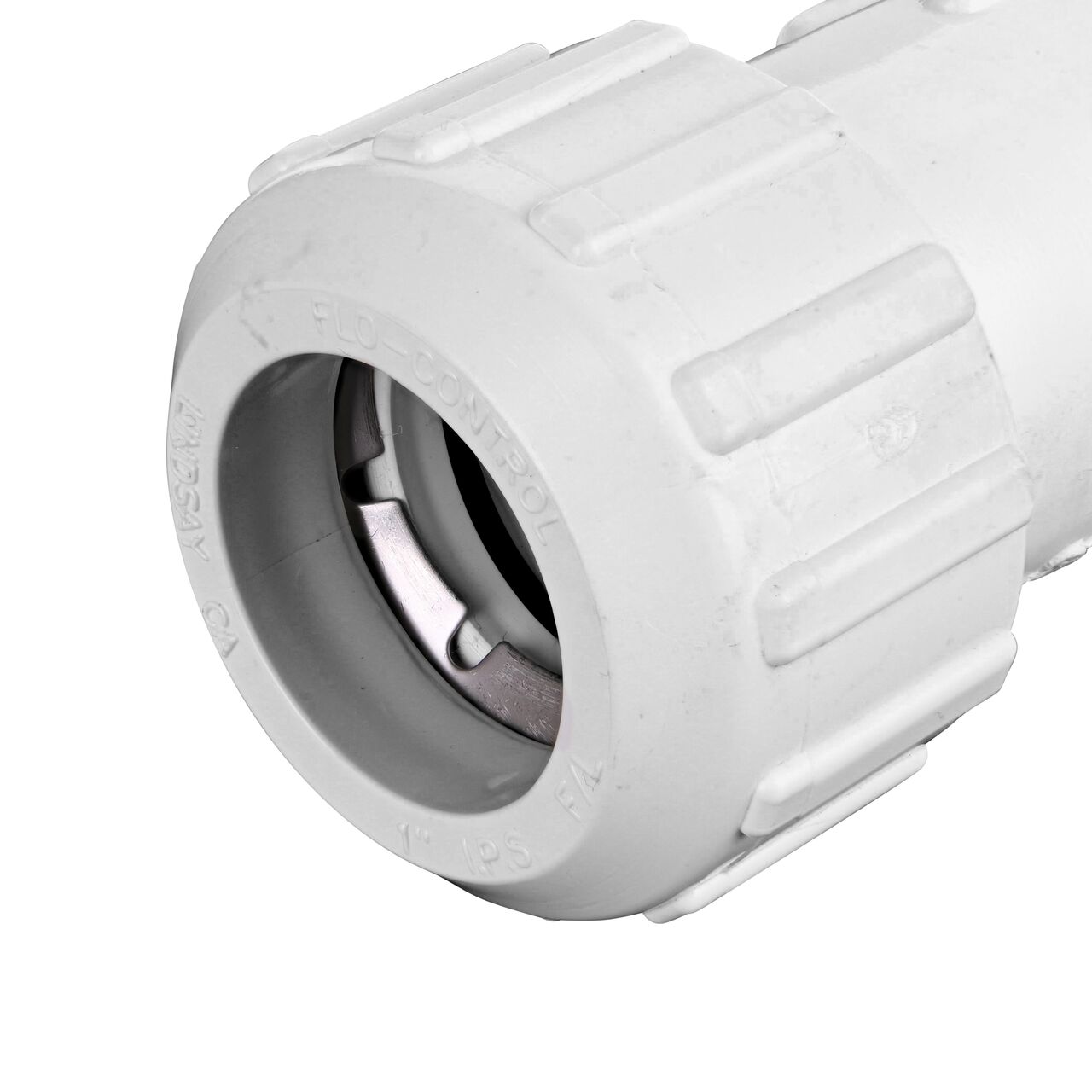 Closeup of the 1 inch compression inlet side of the NDS 1 in. Flo Lock PVC Gripper Coupling (NDS 112-10)