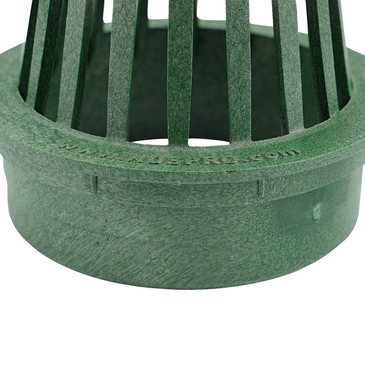 Closeup of the bottom of the  NDS Green Plastic 4 in. Atrum Grate (NDS 75)