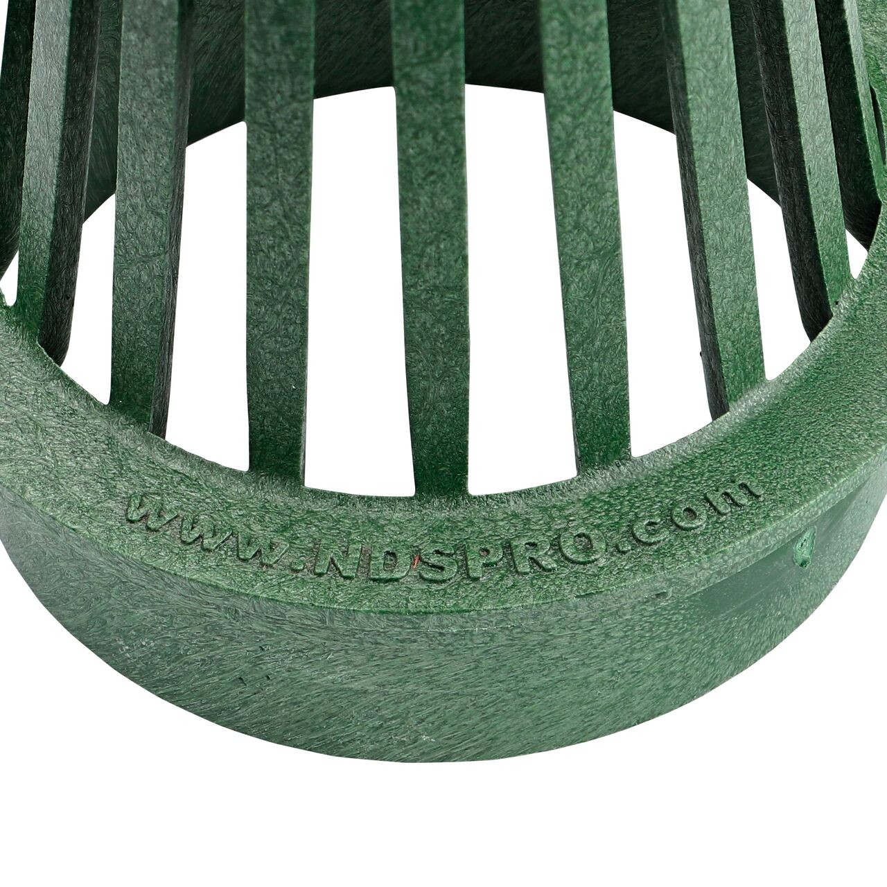 Closeup of any branding on the NDS Green Plastic 4 in. Atrum Grate (NDS 75)
