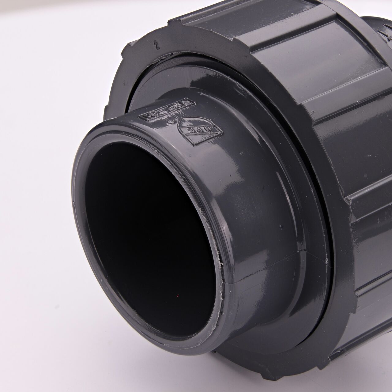 Closeup view of one slip end on the NDS 1-1/4 in. PVC Union (NDS U-1250-S)  which provides a corrosion-free connection between pipes and prevents costly property damage