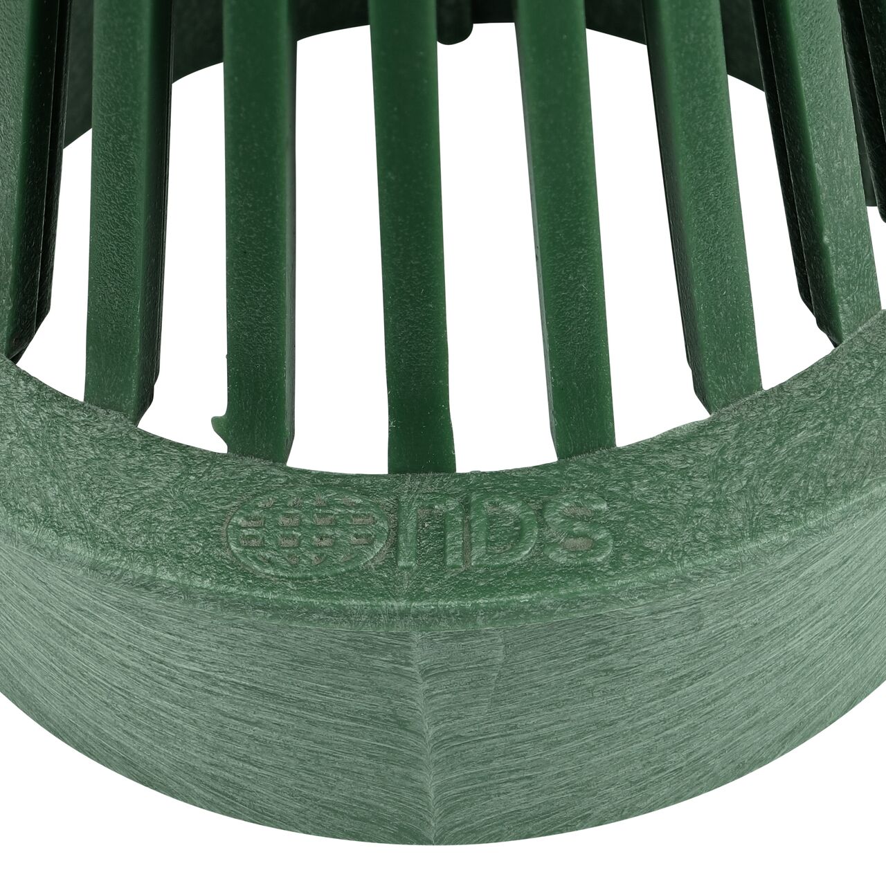 Closeup of any branding on the NDS Green Plastic 6 in. Atrum Grate (NDS 80)