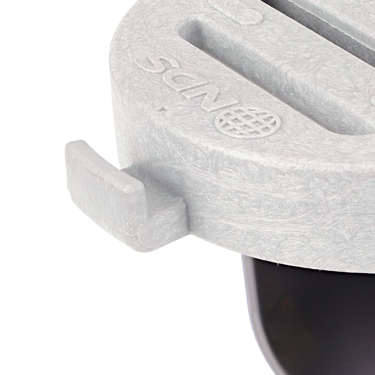 Closeup of the grate pivot joint which provides 0 to 9 degrees of angular motion on the NDS Spee-D® Contour™ Channel Drain Start & End Kit (NDS 400-ACSE-WH)