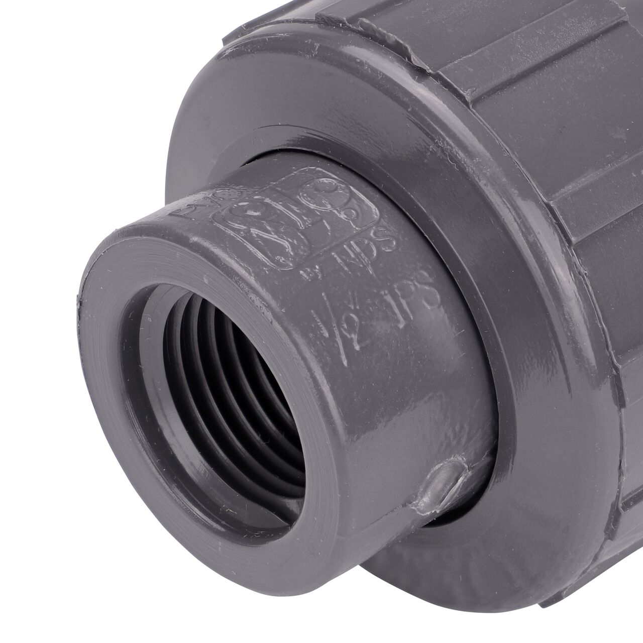 Closeup view of the other threaded end on the NDS 1/2 in. PVC Union (NDS U-0500-T) used to connect pipes and provide a quick way to separate pipes when needed
