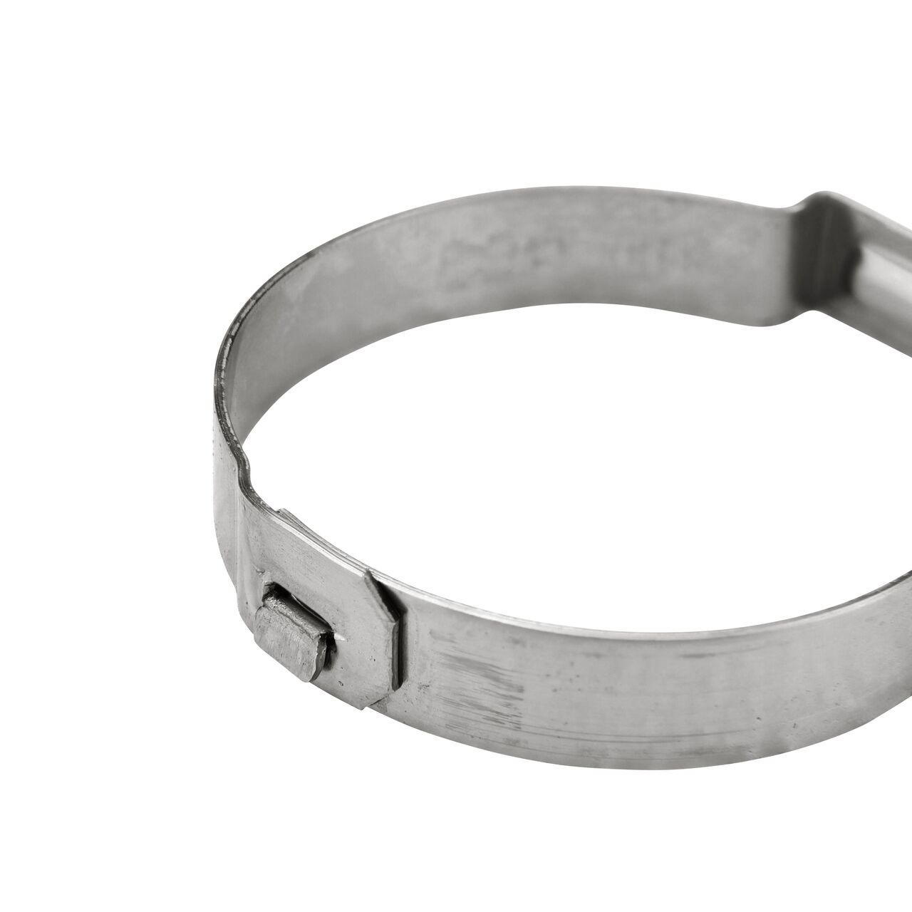 Closeup of NDS 346R Stainless Steel Pinch Clamp mechanical interlock that keeps clamp in place (NDS NC-155000-021)