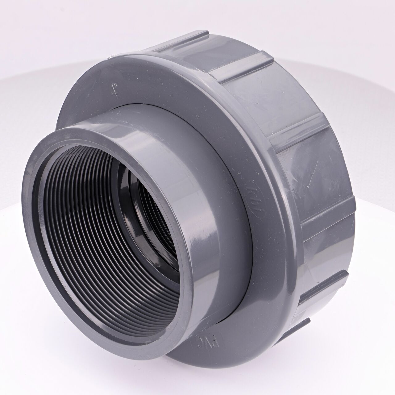 The NDS 4 in. PVC Union is an easy-fit coupling has two FPT ends that threads onto 4 in. Sch. 80 pipe ends for pool and spa, irrigation, and plumbing installations (NDS U-4000-T)
