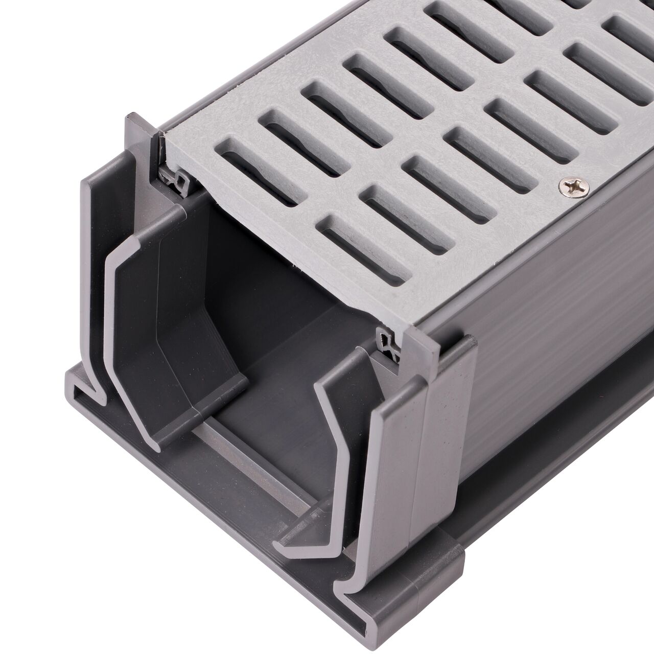 The Mini Channel™ Drain Coupling (NDS 548*, NDS 548) installs flush up against the end of the Mini Channel Drain (NDS 500)