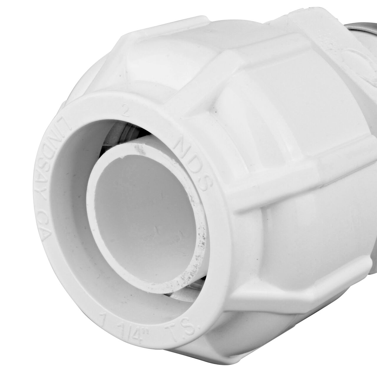 Closeup of the Flo Lock compression end with steel gripper on the NDS 1 in. SDR-9 CTS X 1 1/4 in. FPT Flo-Lock™ Gripper Adapter (NDS 731-12-10)