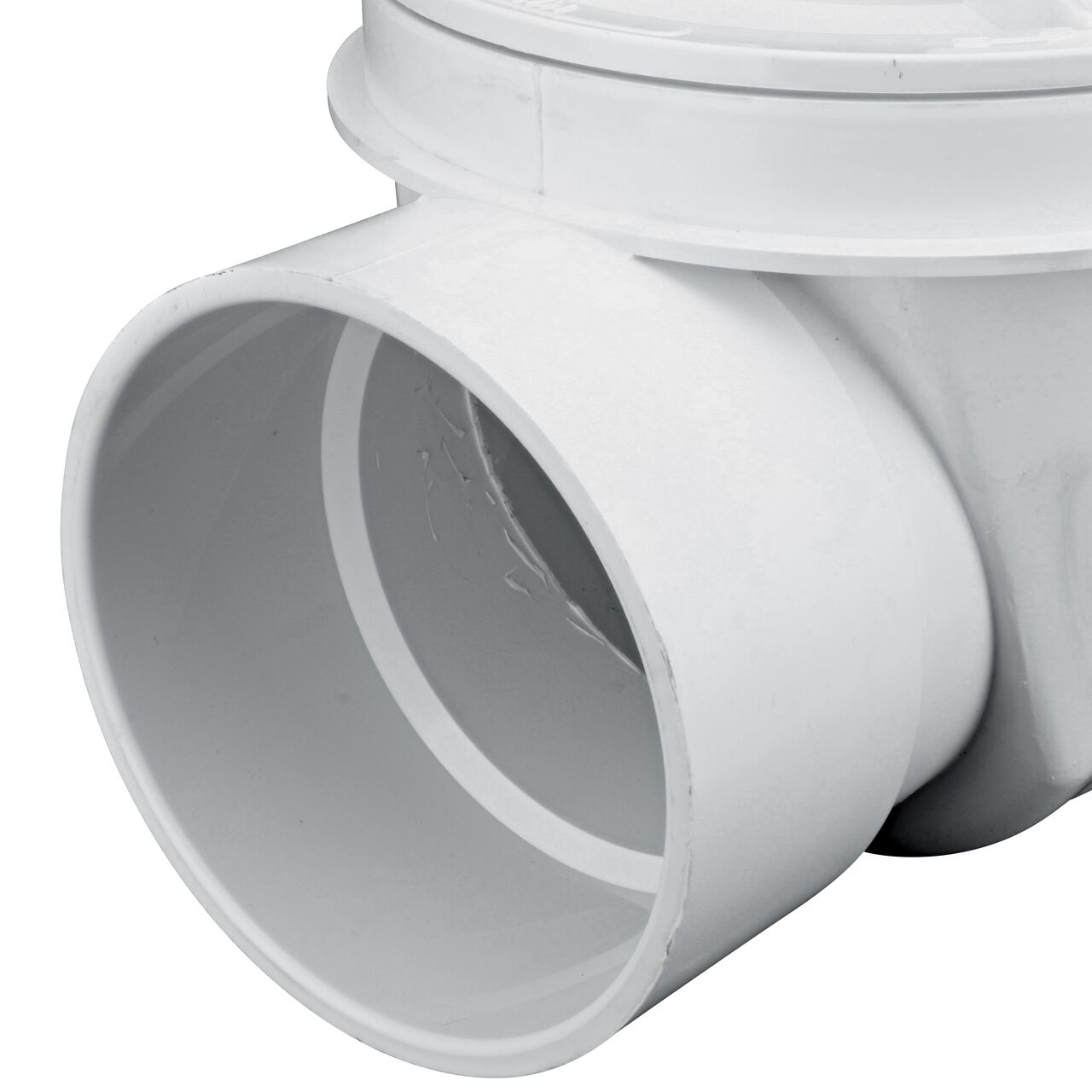 Closeup of the inlet end of the NDS White 6 in. PVC Backwater Valve (NDS 675P)