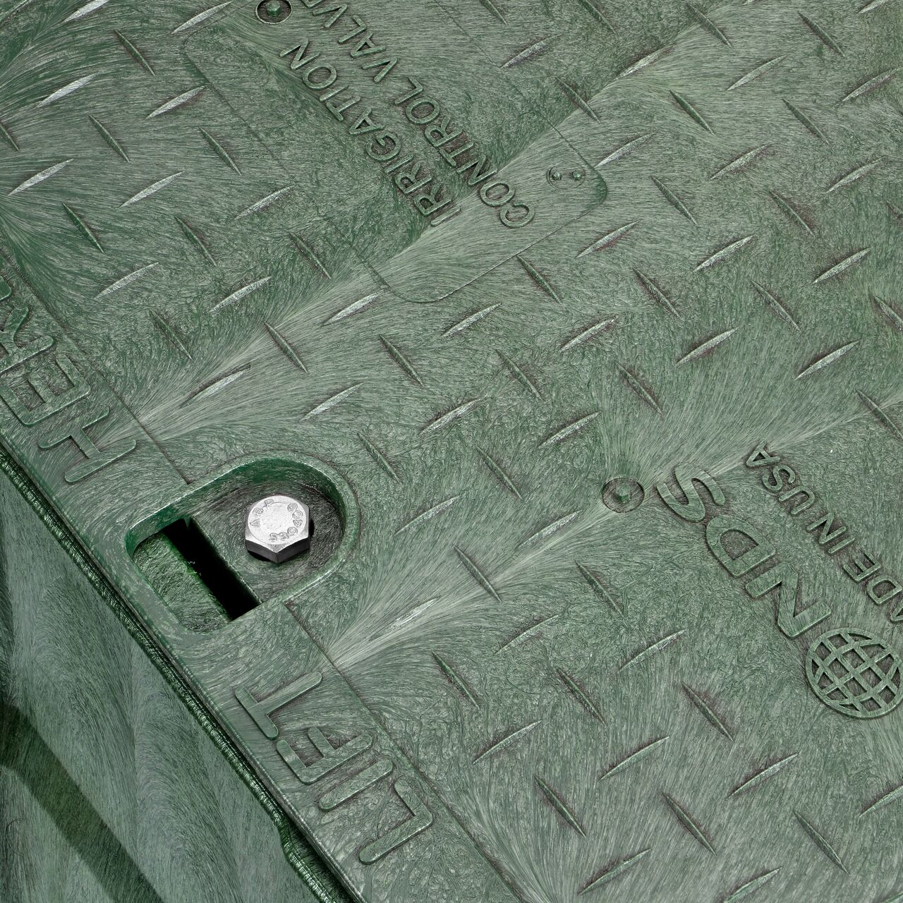 Closeup view of the inside reinforced edges on the NDS 13 in. X 20 in. Rectangular Pro-Spec® Series Jumbo Valve Box and Cover (NDS 318BCB)