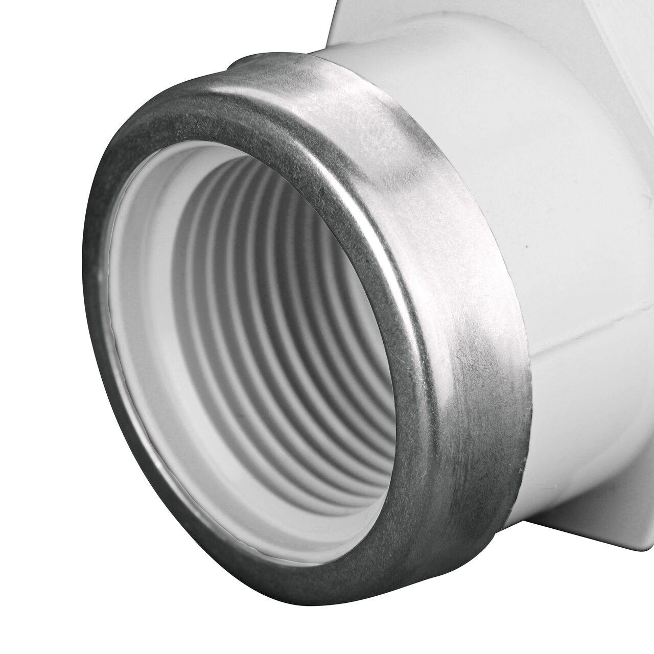 Closeup of the Threaded FPT connection end on the NDS 1 in. Flo-Lock™ Gripper Adapter (NDS 136-10)