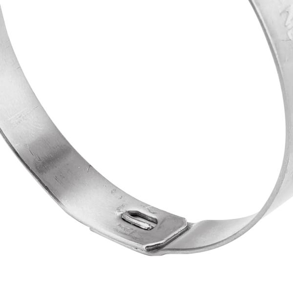 Closeup of NDS 425R Stainless Steel Pinch Clamp mechanical interlock that keeps clamp in place (NDS NC-155000-027)