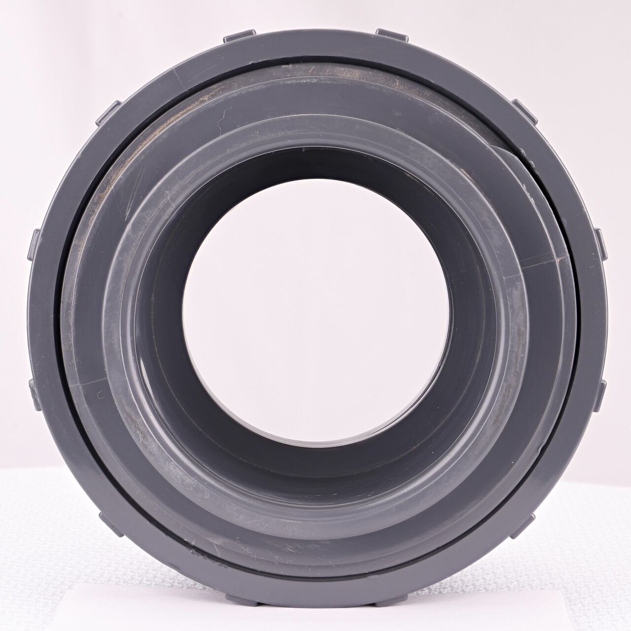 The inside of the NDS 3 in. PVC Union which allows water to flow through while preventing leaks and made of durable PVC plastic (NDS U-3000-S)