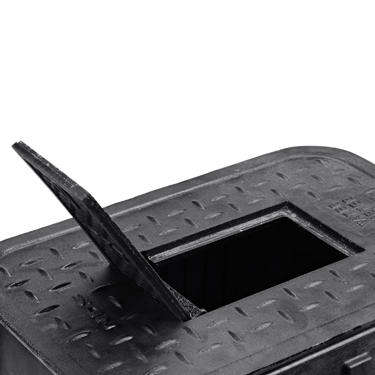 Closeup view of the hinged side of the Cast Iron reader door on the NDS 14 in. X 19 in. Rectangular Standard Series Meter Box & Cast Iron Water Meter Cover (NDS D1200-CICIR)