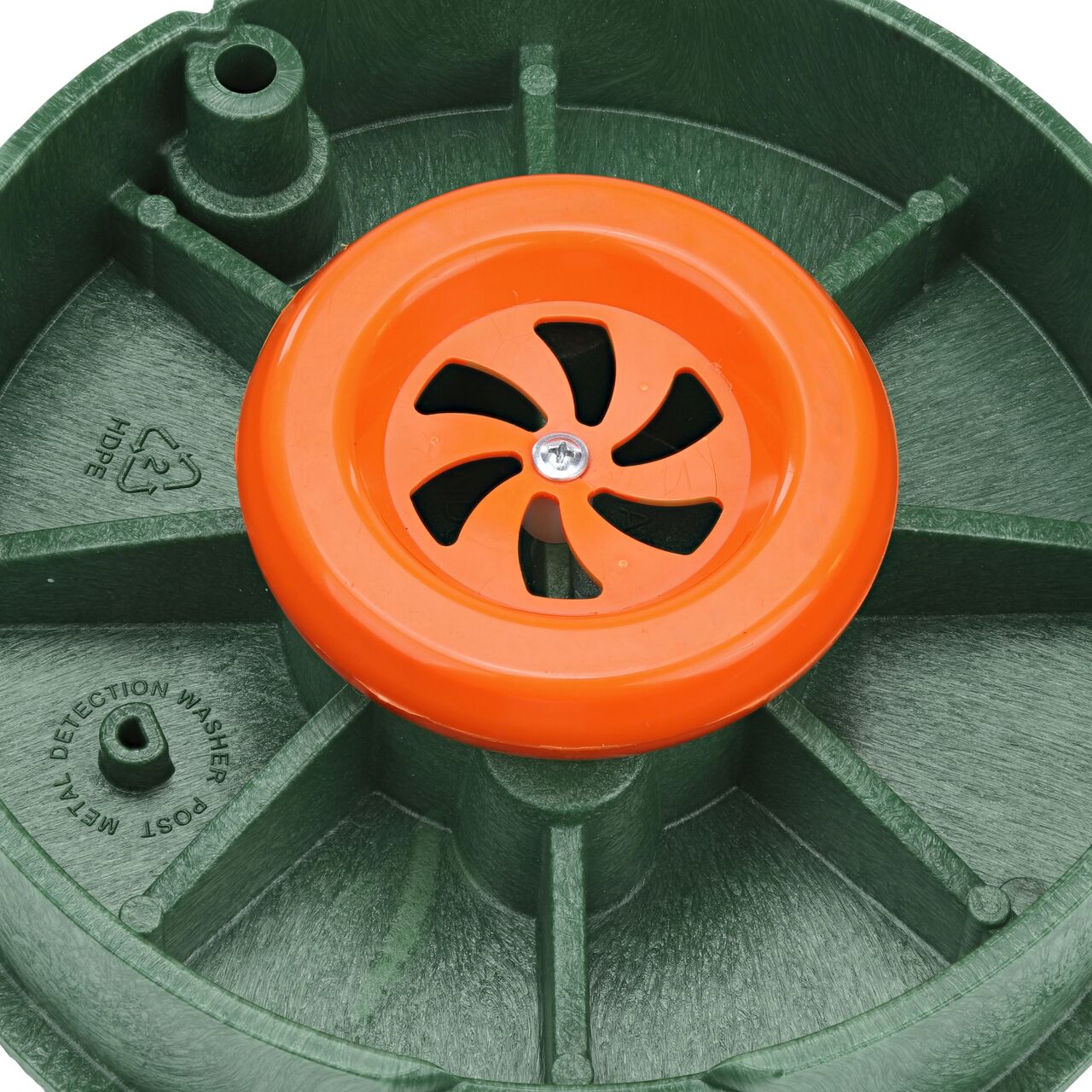 Closeup view of the 101.4 kHz frequency electronic marker disc installed on the telecom cover for the NDS 10 in. Round Pro-Spec® Series Telecom Box (NDS 311BCBT-M) makes locating boxes buried underground when using a marker locator