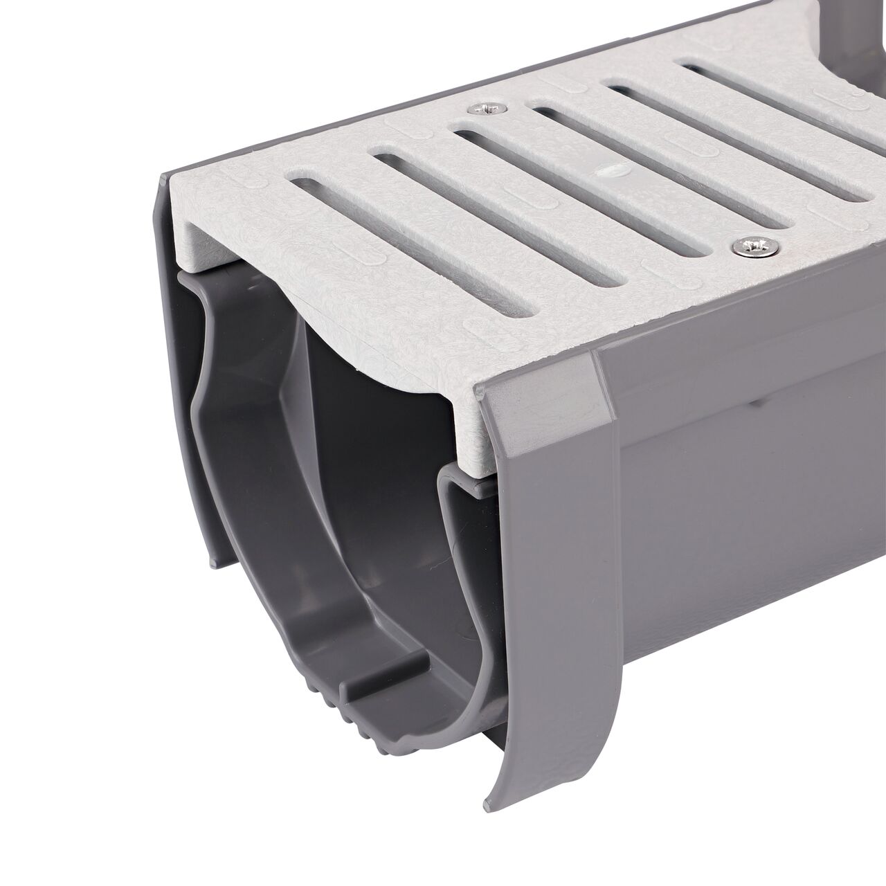 Closeup of the start end on the Spee-D® Contour™ Channel Drain Start & End Kit (NDS 400-ACSE-WH) that connects to a straight NDS Spee-D Channel Drain (NDS 400, 400-10) with a Spee-D Coupling (NDS 248)