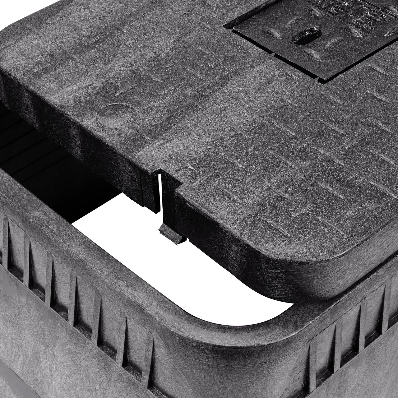 Closeup view of the outside reinforced edges on the NDS Black plastic 13 in. X 20 in. Rectangular Standard Series Meter Box (NDS D1500-DUDICIR)