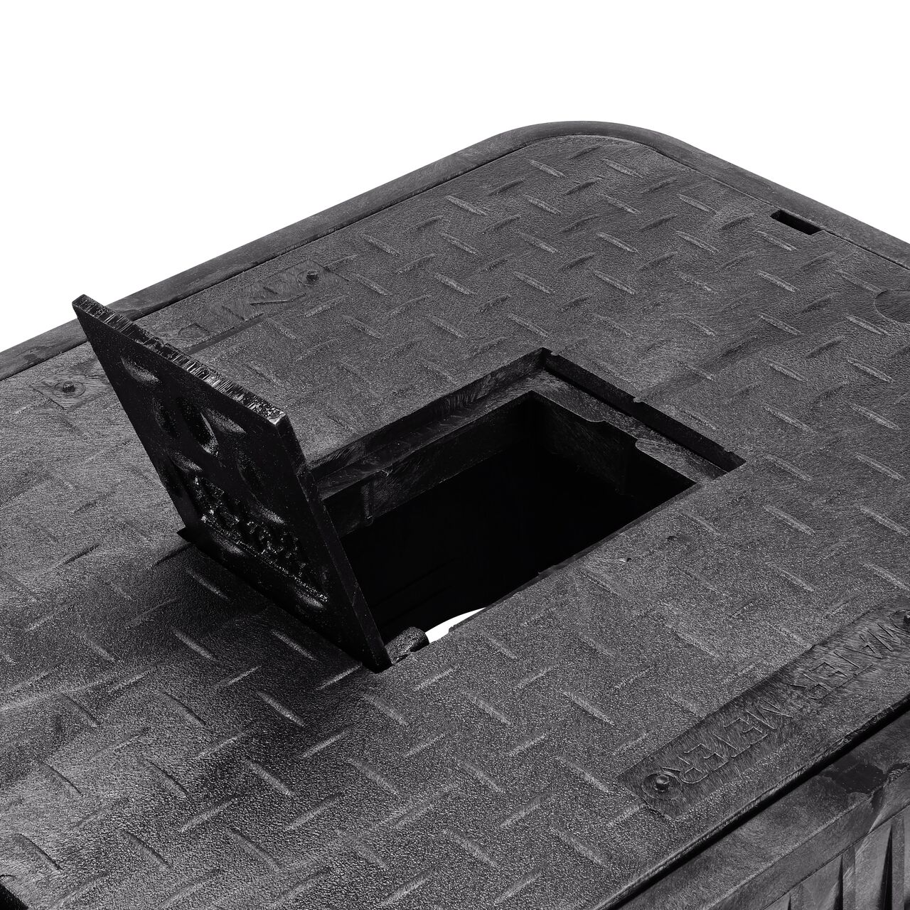 Closeup view of the hinged side of the Cast Iron reader door on the NDS 13 in. X 20 in. Rectangular Standard Series Meter Box & Water Meter Cover (NDS D1500-DUDICIR)