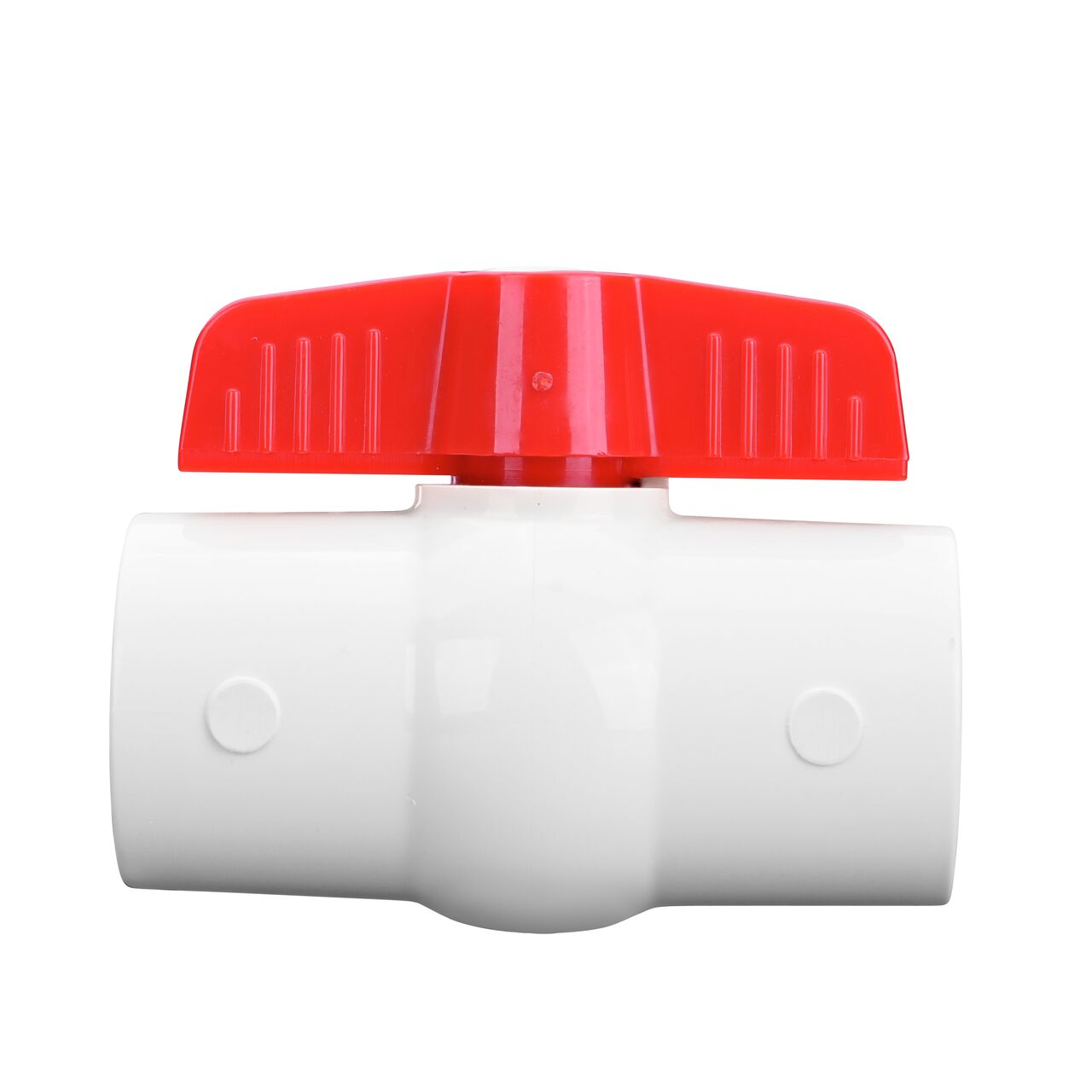NDS 1-1/2 in. CPVC CTS Ball Valve is a leak-resistant valve that connects two 1-1/2 in. Sch. 40 pipes in an irrigation or other pressurized system and helps prevent costly property damage, pipe corrosion, and system issues (NDS C1310-15)