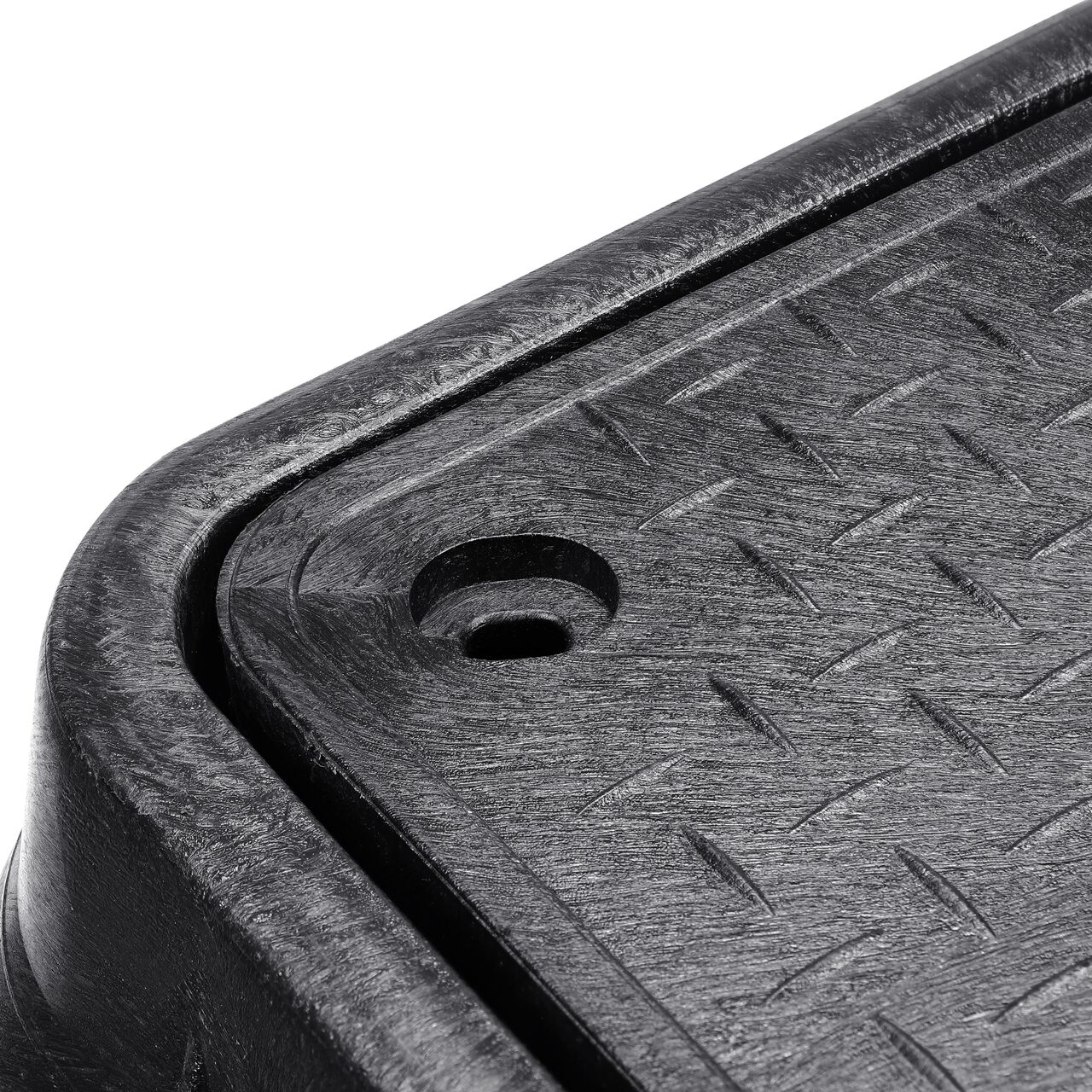 Closeup view of the reinforced edges on the NDS 17 in. X 30 in. Rectangular Standard Meter Box and Cover with Bolt (NDS 126BCDMB)