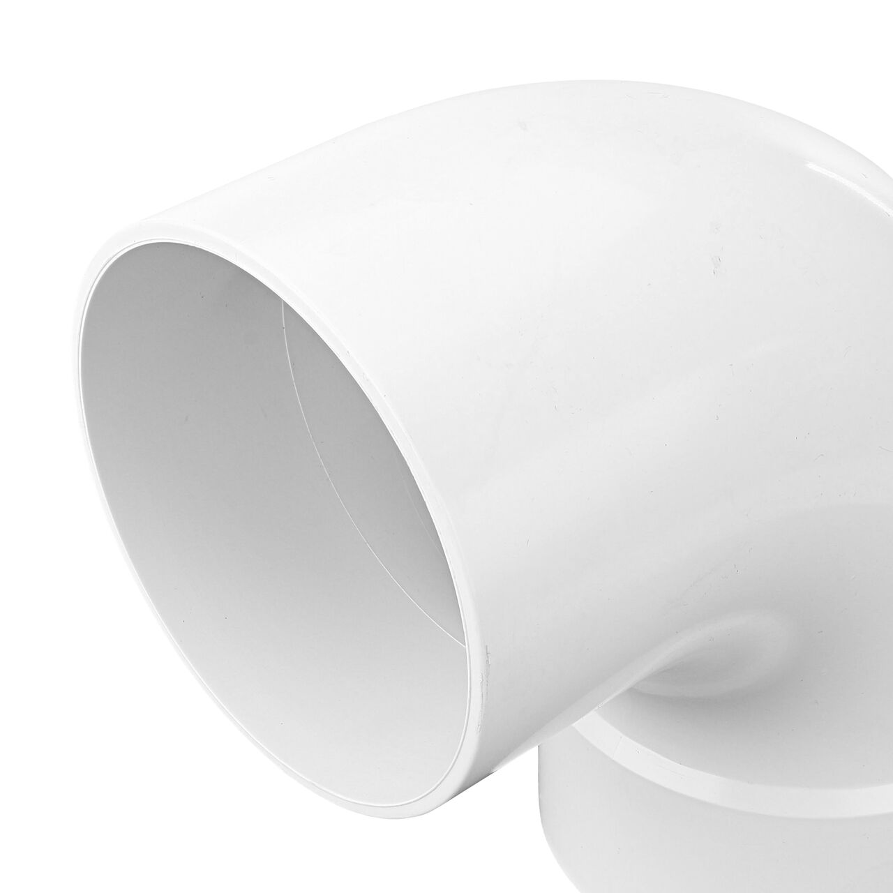 Closeup of the interior lip of the PVC 90° long-turn street elbow; connects 4 in. Hub to Spt (NDS 41P0ST, NDS 41P0ST*, NDS L41P0ST, NDS M41P0ST)
