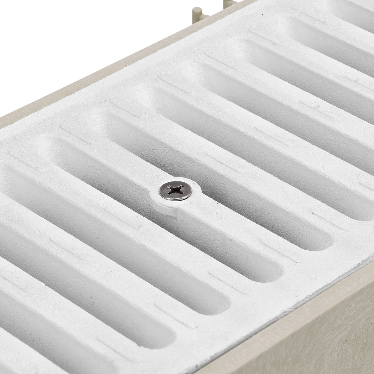 The shorter length 1/4 in. Phillips Flat Head Screw (NDS 629) secures any standard plastic Dura Slope Grate to the Dura Slope channel drain via the ProFit Grate Lock to prevent displacement from heavy runoff flows, pedestrian and vehicular traffic, and to deter potential theft and vandalism