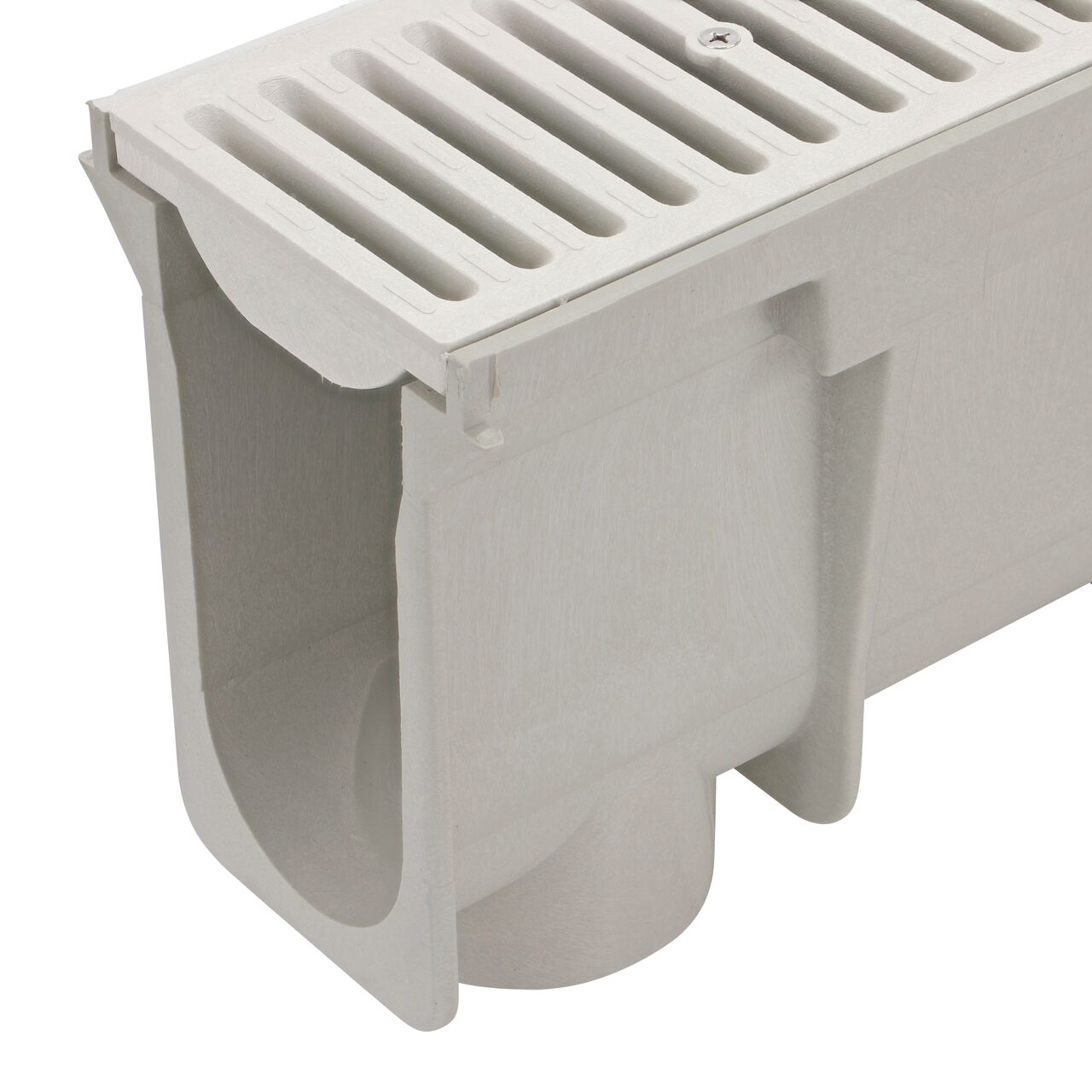 Closeup tongue (male) side of the NDS 8.37 in. Deep Dura Slope Neutral Channel Drain (NDS DS-103N) with the Standard Duraslope Light Gray Grate installed (NDS 661LG)