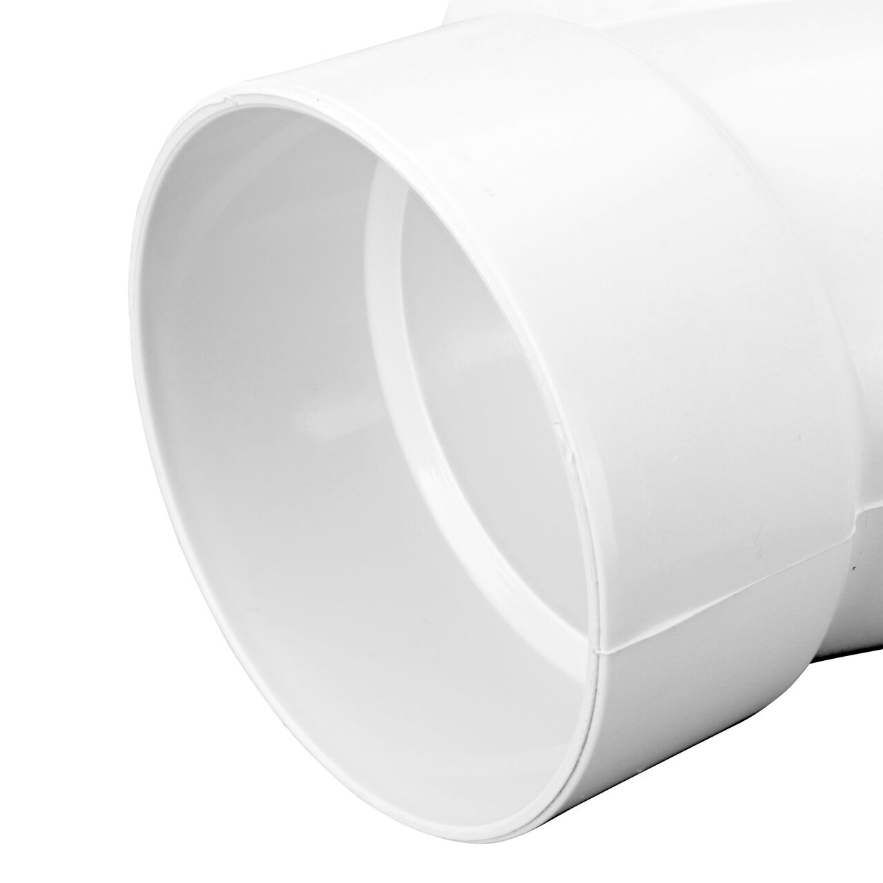 Closeup of the middle hub end of the NDS 4 in. PVC Sewer and Drain 3-Way Sanitary Tee (NDS 4P09C*, NDS 4P09*, NDS 4P09)