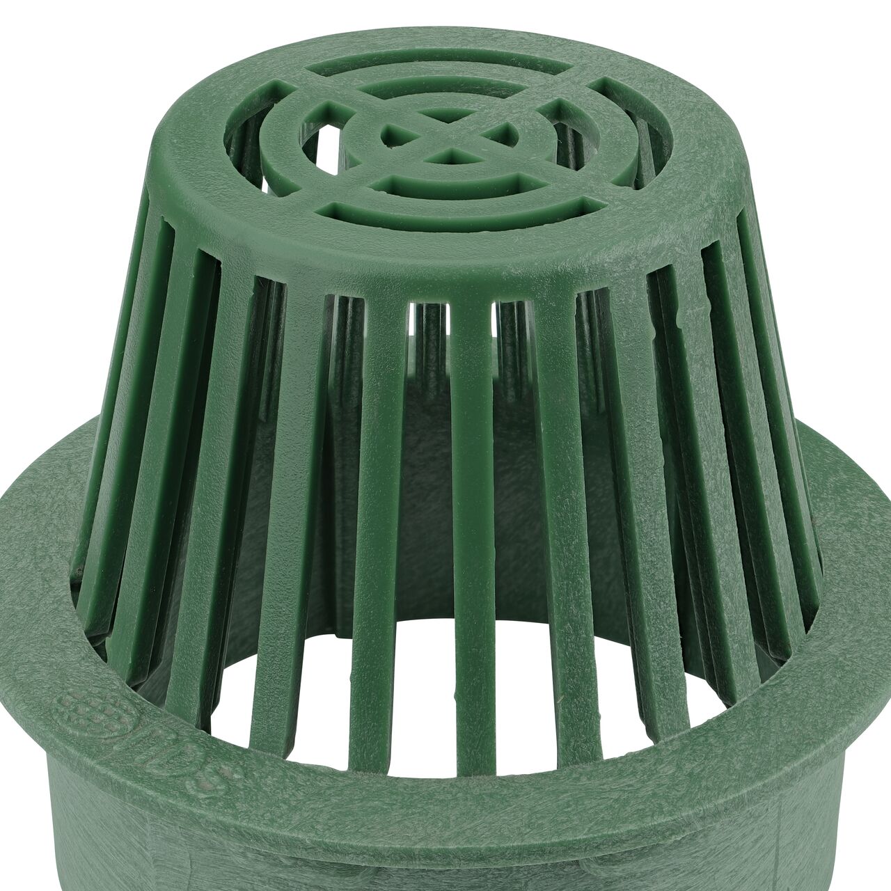 Closeup of the grate pattern of the NDS Green Plastic 6 in. Atrum Grate (NDS 80)